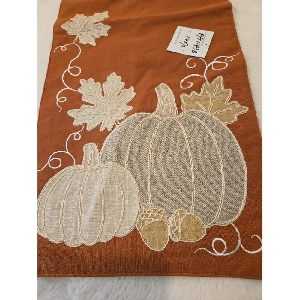 Rare Evermaple Manufacturers Sample Fall Pumpkin Table Runner (14